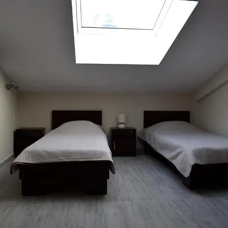 Quintessence Level Suites