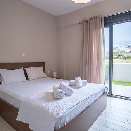 Quintessence Level Suites 펜션 니키티